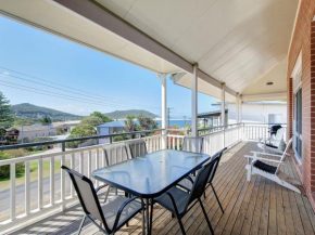 Surf Break Unit 10B Tuna Cresent Upstairs